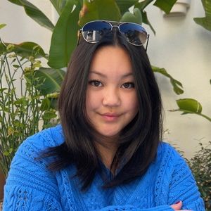 Meet your Posher, Lauren!